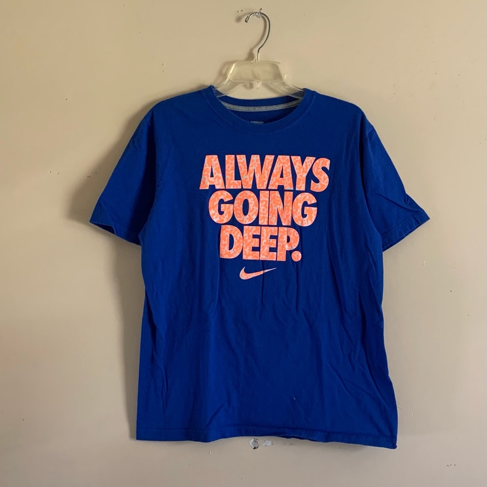 Nike Tee